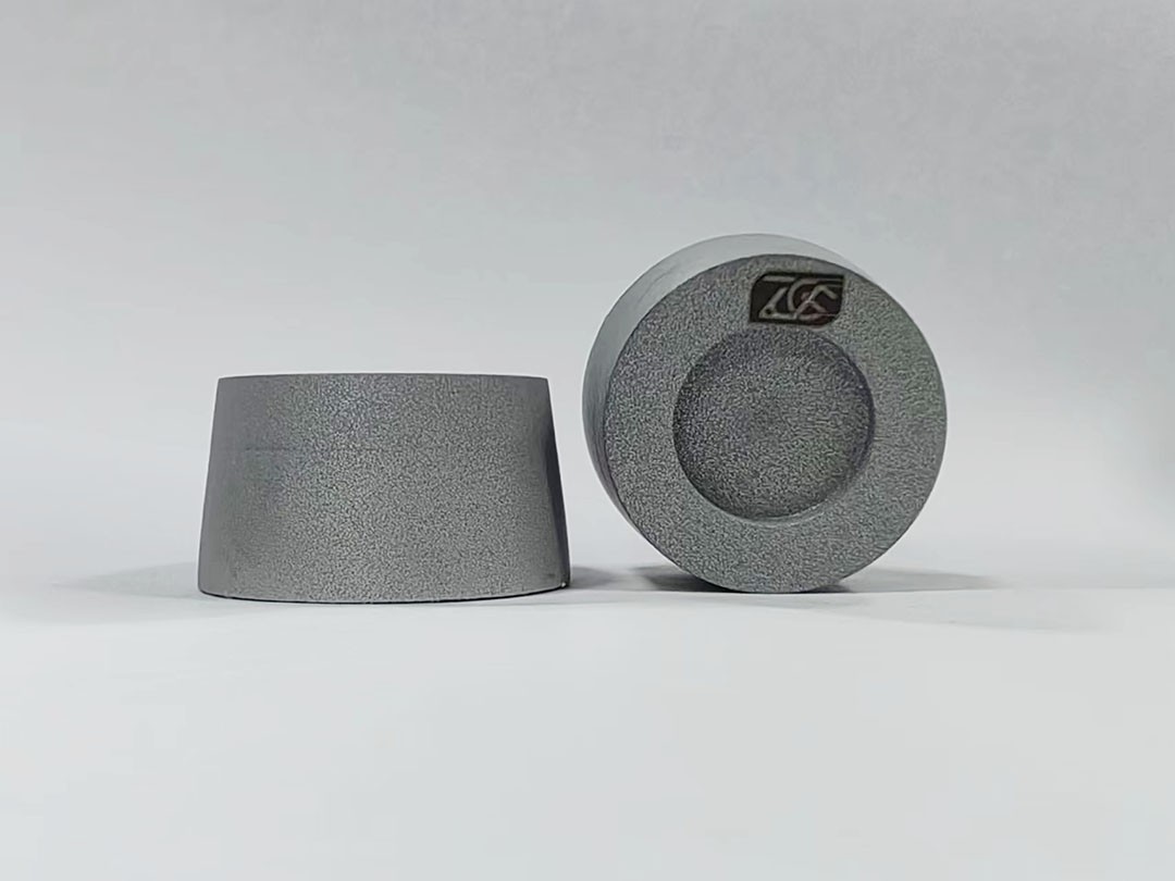 Heat-resistant tungsten carbide