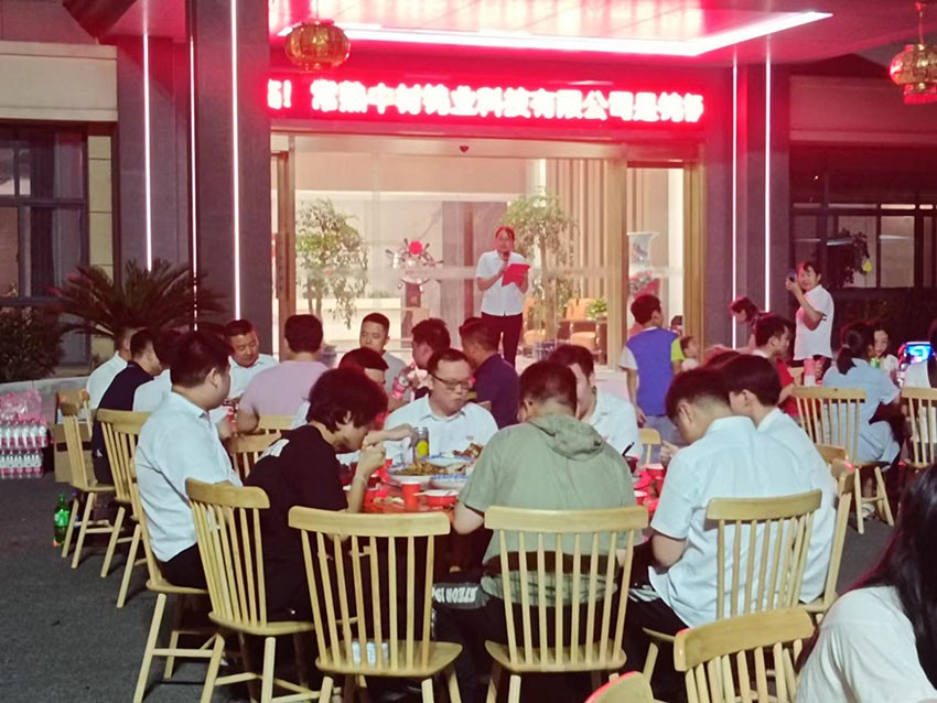 The employees in ZCCF gathered to celebrate the Mid-Autumn Day and the National Day