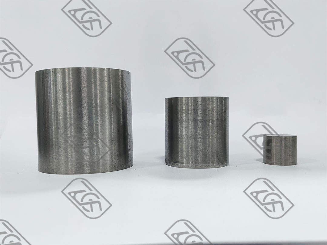 Forging Excellence: Why High-Quality Tungsten Carbide Molds are the Backbone of Modern Fastener Production