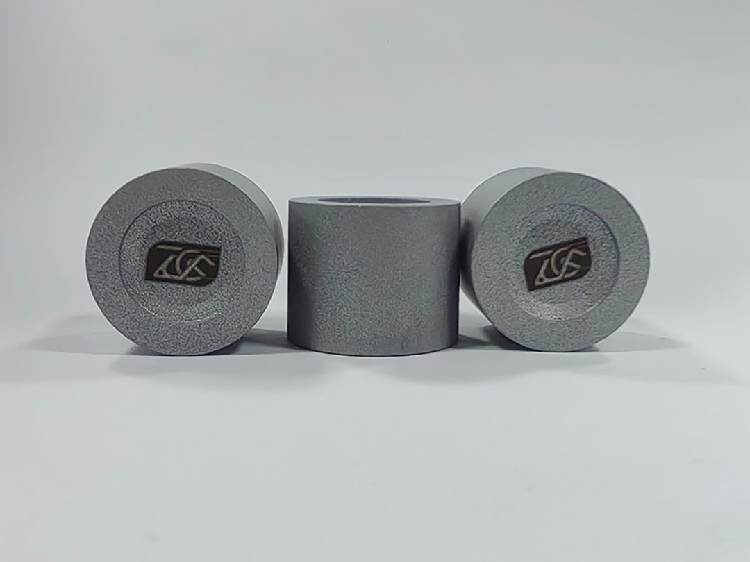 Super-hard tungsten carbide